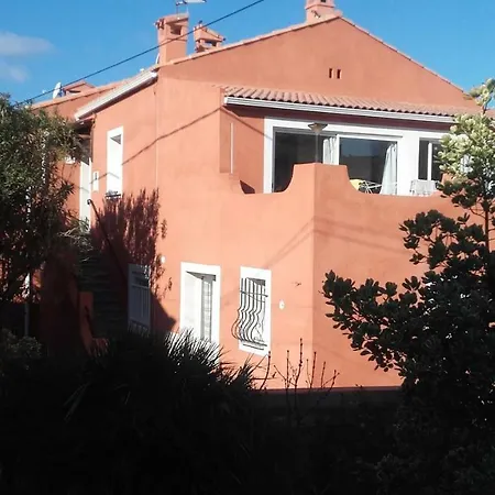 Magninca 1 Holiday home *